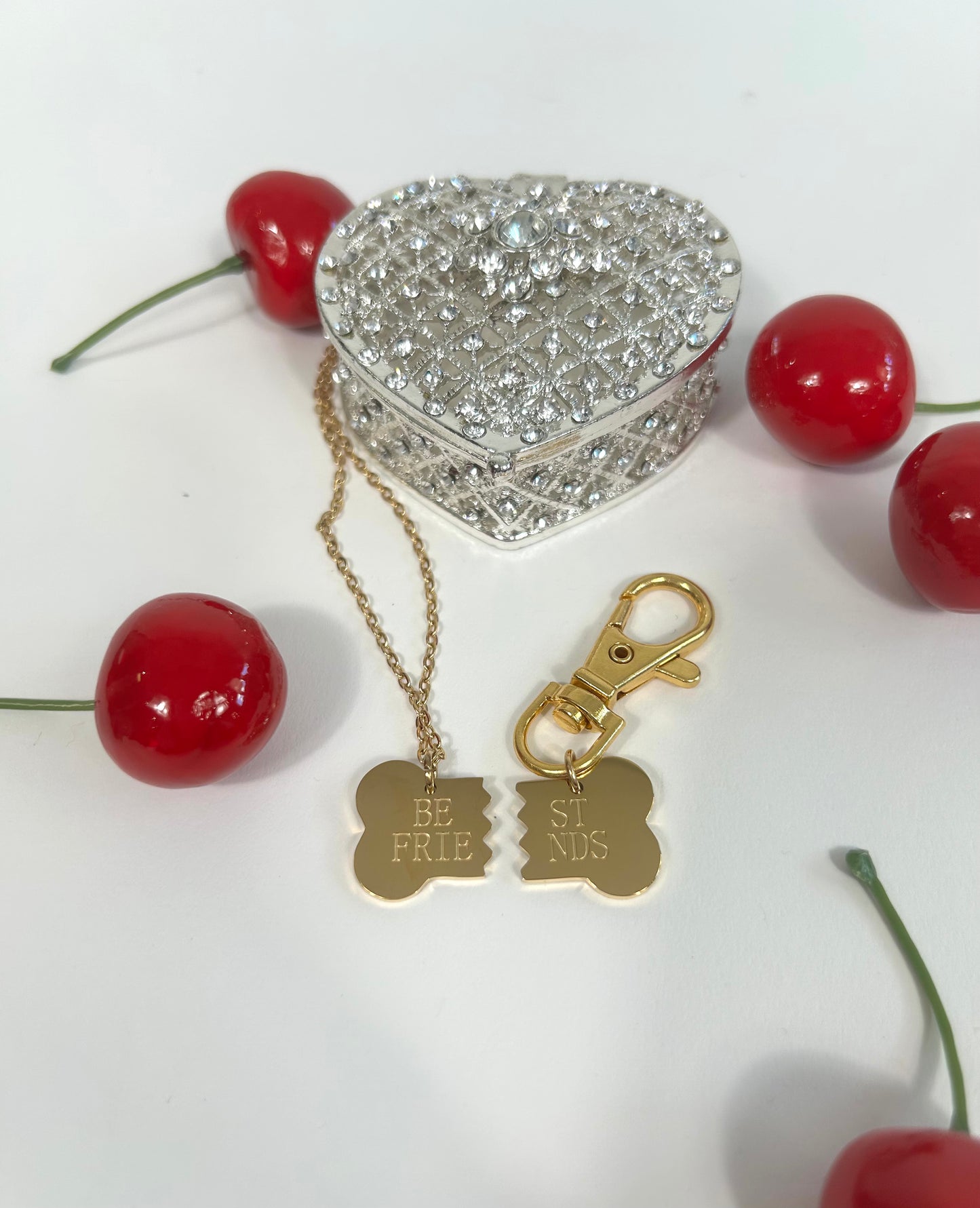 Best friend necklace