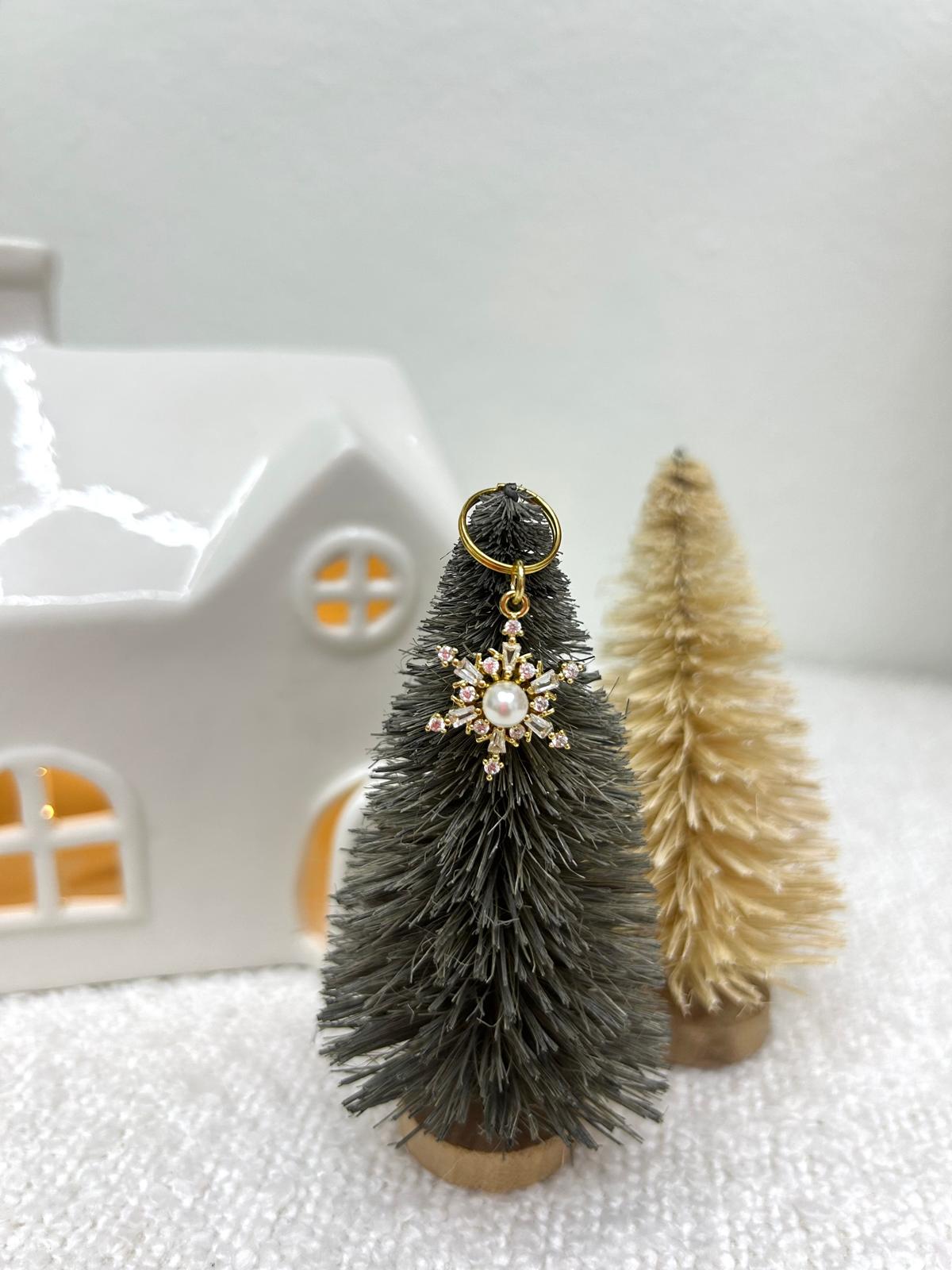 Snowflake Collar Charm